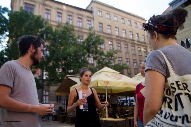 Hungarian History Walking Tour with food tasting - City-center walking with a guide who keeps it fun