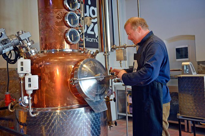 Hungarian pálinka distillery visit and tasting - Should you book the Zugfozde Pálinka Museum tour?