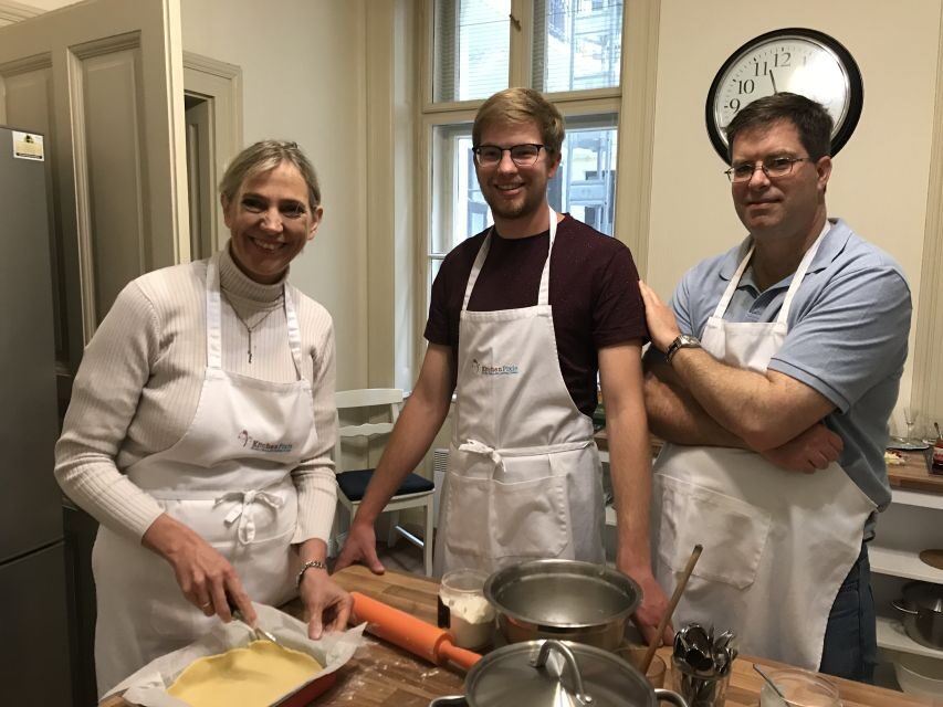 Hungarian Premium Cooking Class with 4-course meal - Your base in central Budapest: a cosy studio flat setup