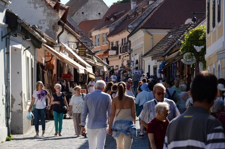 Hungary: Full-Day Private Danube Bend Tour - Key highlights at a glance
