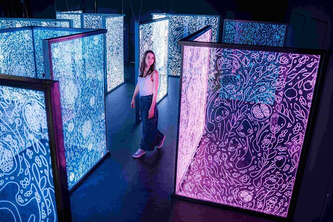 IKONO Budapest - Immersive Experience - A One-Hour Art Playground in Budapest
