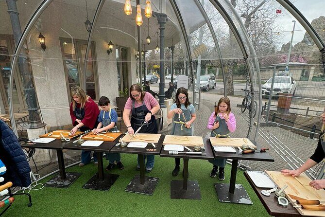 Kürtőskalács: Chimney Cake Workshop in City Park Budapest - Tea or Coffee Break in City Park