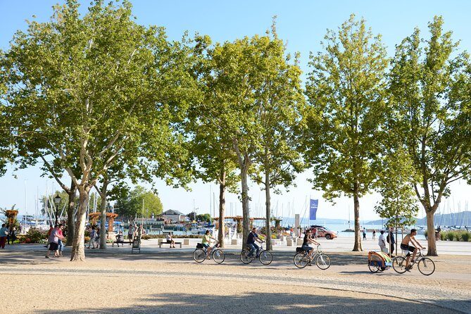 Lake Balaton & Cruise - Meeting near Parliament: start your day at Báthory utca 19