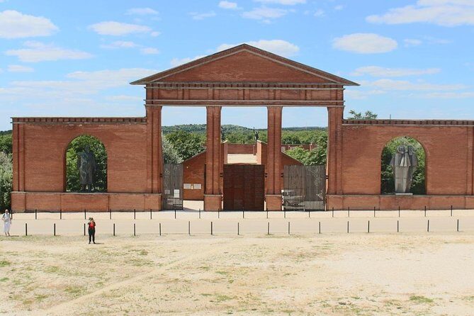Memento Park Entrance Ticket - Hours and timing: the practical side that saves your day