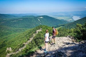 One Day Wonder Hiking Trip - Getting There Smoothly: Pickup, Transit, and Starting the Hike