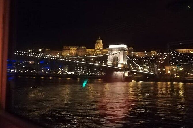 One hour Hen or Stag private party boat Budapest with unlimited beer and wine - Drinks Included: Unlimited Beer and Wine (Plus the One Shot)