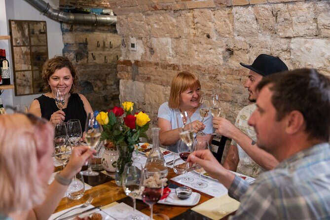 Palace District Evening Culinary, Wine, and History Walk - Price and Value: Is $145 Worth a 4-Hour Food-and-Wine Evening?