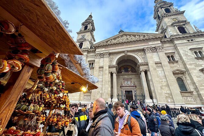 Private Budapest Christmas Market Tour with Chimney Cake & Mulled Wine - Timing and pace: how to get the most from the 30-minute stops