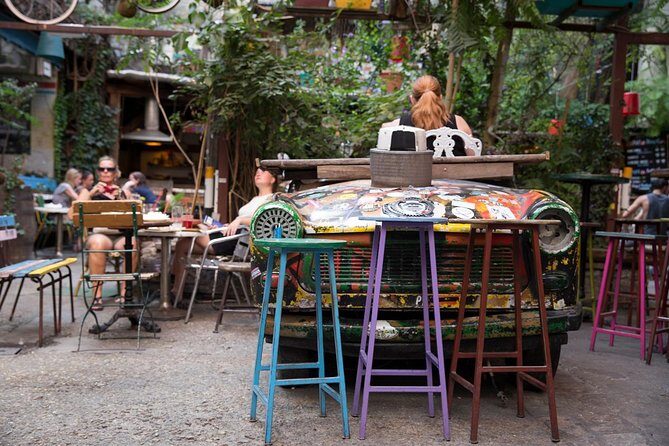 Private Budapest Ruin Bar Tour with Local Drinks & Street Food - Drinks, Snacks, and Langos: What’s Included and Why It Matters