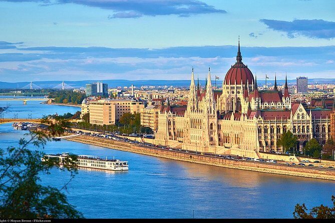 Private Budapest Sightseeing Tour: Royal Castle, Heroes Square, Chain Bridge - Who this private tour fits best (and who might want something else)