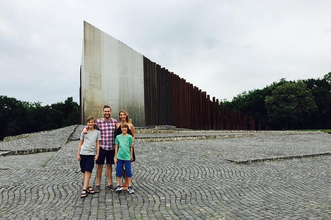 Private Communist Budapest Tour - Price and logistics: what you’re really paying for