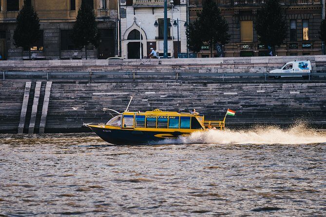 Private Danube Sightseeing Cruise in Budapest - Stop focus: Dunarama and the all-year river advantage