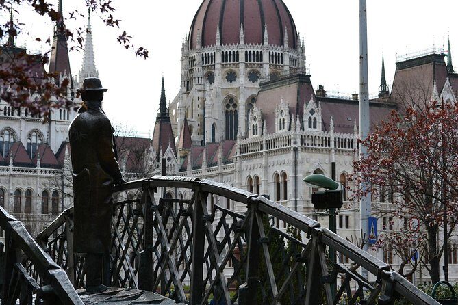 Private Downtown Pest Walking Tour - A private Pest walk paced for big landmarks, not museum marathons