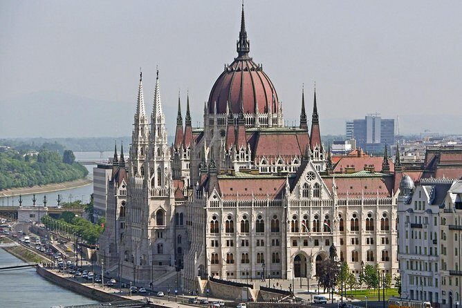 Private Downtown Pest Walking Tour - Returning to the Parliament area at Kossuth Lajos Square
