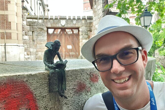 Private Family Friendly Walking Tour with Children in Budapest - Meeting at Deák Ferenc tér: easy start, less stress