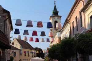 Private or SmallGroup Budapest Danube Bend Tour Lunch and Cruise - Visegrad Castle area: King Matthias vibes and the guided ruins