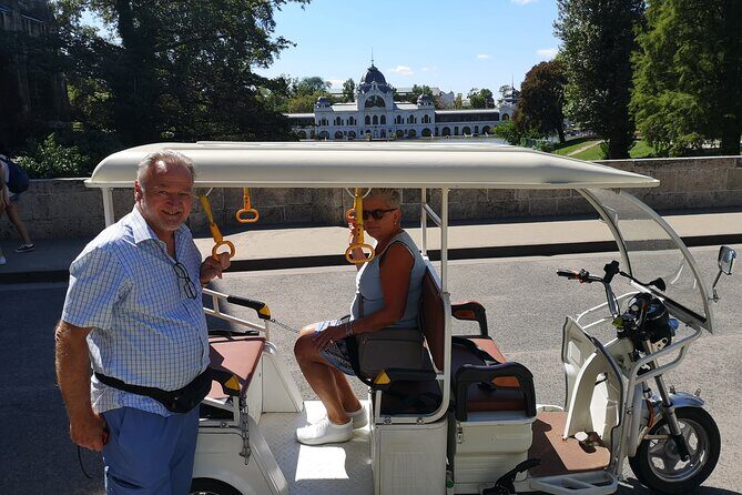 Private Sightseeing Tour using Electric Tuk Tuk Ride in Budapest - How an Electric Tuk-Tuk Gets You Across Budapest Fast