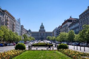 Private Transfer from Budapest to Prague with 2 hours for sightseeing - The 7–8 hour day: how the sightseeing window changes the whole experience