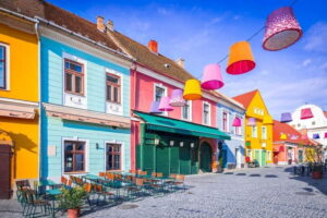 Private trip: Budapest to Szentendre, Visegrád & Esztergom - Szentendre: art galleries, museums, and a calmer tempo