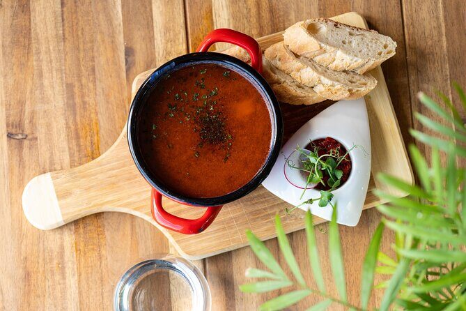 Rudas Bistro Premium Brunch - Extra treats: massages and how they fit this kind of day