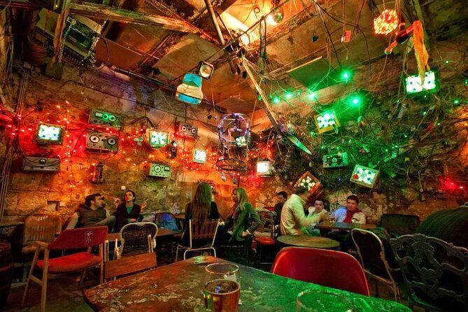 Ruin Bars Tour (Culture, history, and drinks) PROMO PRICE - Quick highlights for planning