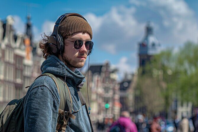 Self Guided Tour In Budapest With 100 Captivating Audio Stories - Who this self-guided audio tour is best for