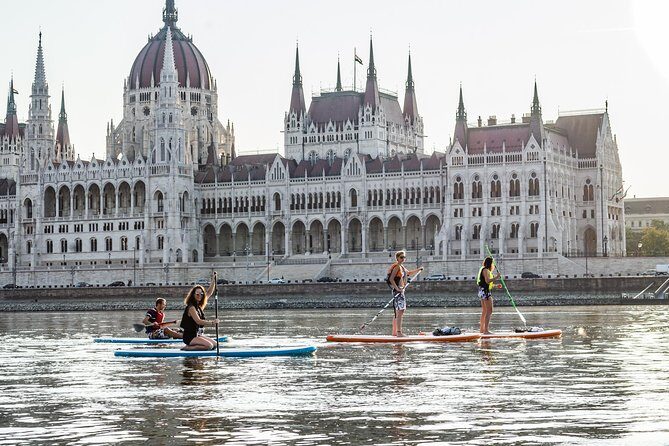 Sunrise SUP to the heart of Budapest - Fitness level and standing reality: what moderate means on a SUP
