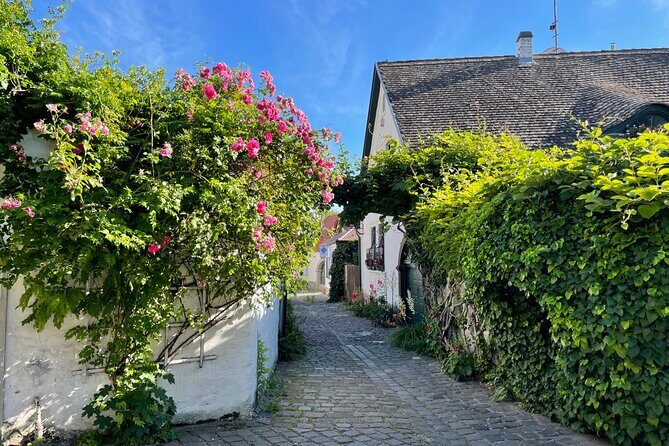 Szentendre Daytrip (Artists' Village) small group - Shops, Bazaars, and Souvenirs: How to Shop Without Rushing