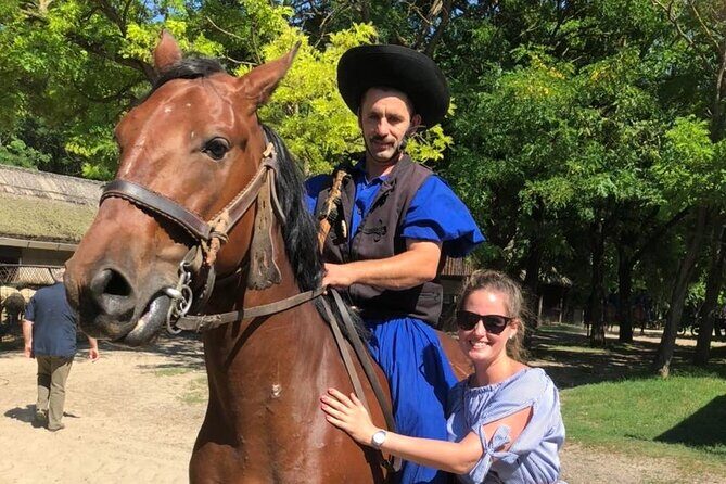 The "Puszta" Horse Show - Hungarian lunch that isn’t an afterthought
