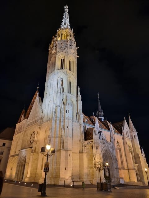 True Crime Walking Tour in the Buda Castle district - Fisherman’s Bastion View Time, With a Dark Twist