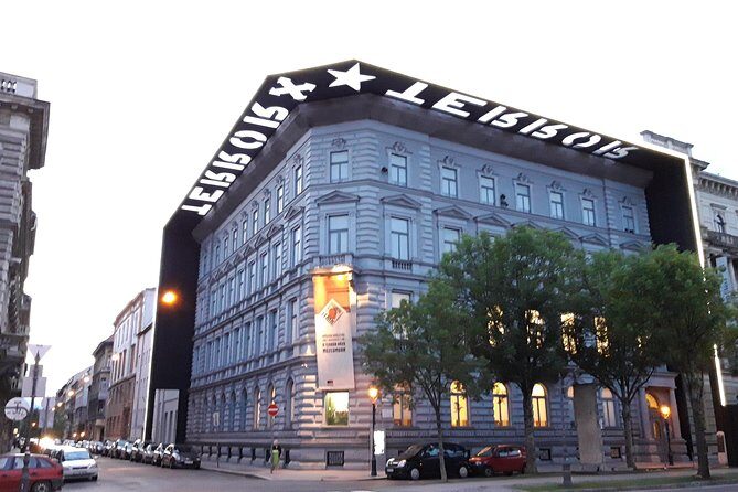 Unique city walk with legends - Andrássy Avenue for an hour: see the boulevard like a story, not a checklist