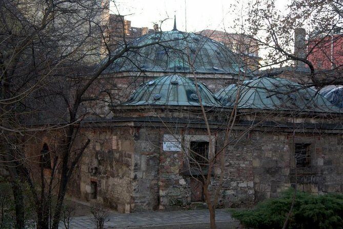 Walk and Cook Budapest - Gul Baba’s Tomb: Ottoman Echoes You Can See in Stone