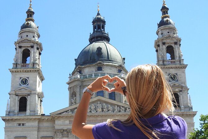 Walking Tour Budapest incl. the Shoes on the Danube Bank - First Stop Energy: St. Stephen’s Basilica in Quick-Glance Mode