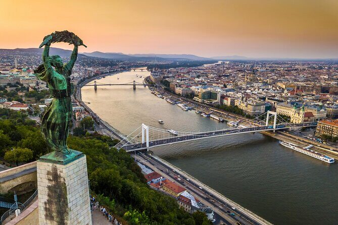 Welcome to Budapest 3 hrs Must See Private Tour by car - City Park icons: Vajdahunyad Castle and Széchenyi Baths