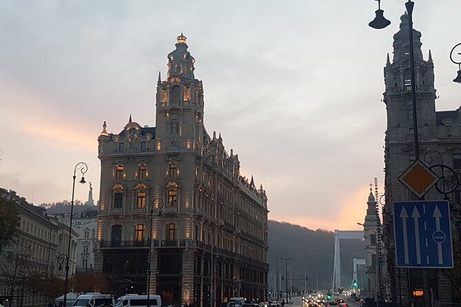 Welcome to Budapest Evening Walk - Starting at Budapest Eye and Getting Oriented Fast