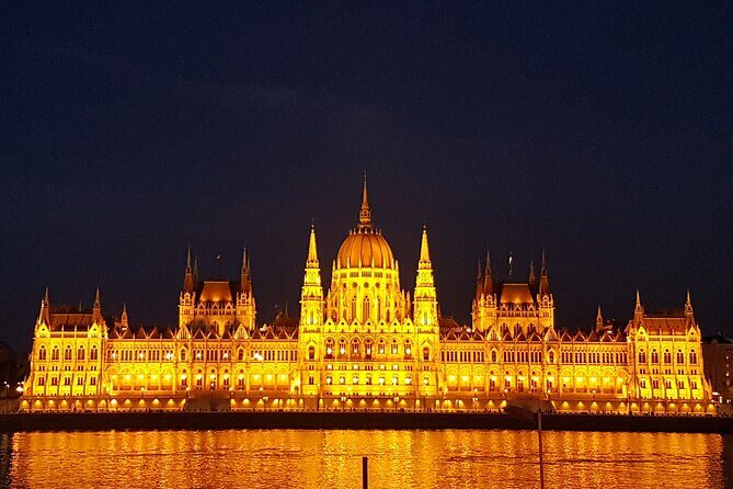 Welcome to Budapest Evening Walk - The Gellért Hill bonus: what to do if you still have energy